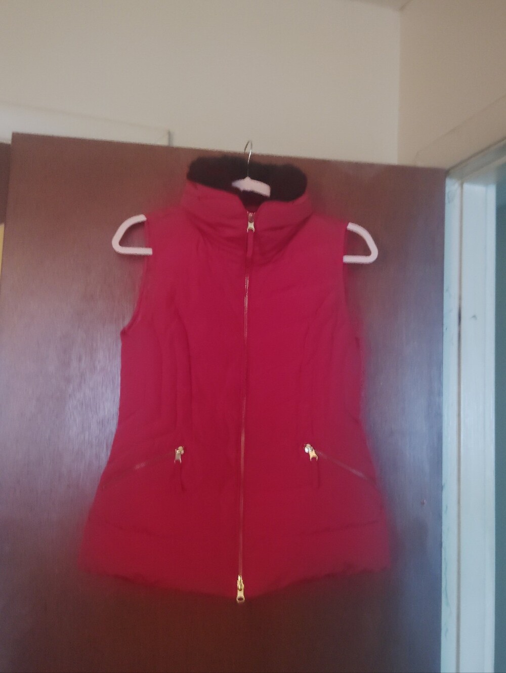 TALBOTS Faux Fur Trim Down Vest - XS - Picture 3 of 10